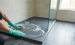 limpiar plato de ducha resina